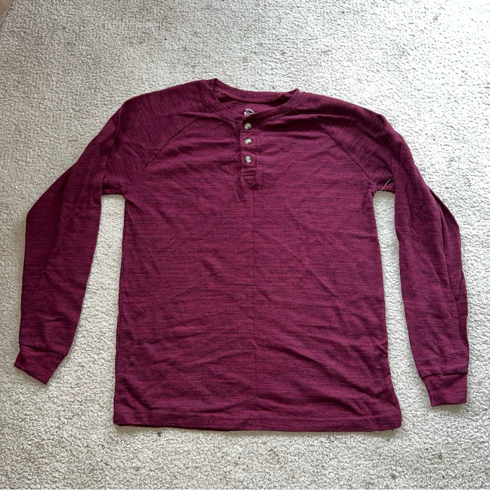 Men’s XL maroon long sleeve Revolution shirt
